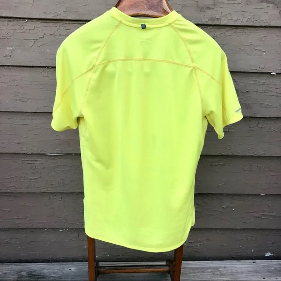 Nike Running Dri-Fit shirt! - Picture 3 of 7